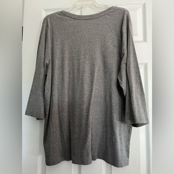 Women’s Grey 3/4 Length Sleeve v-Neck T-Shirt SZ 2X - Picture 5 of 5